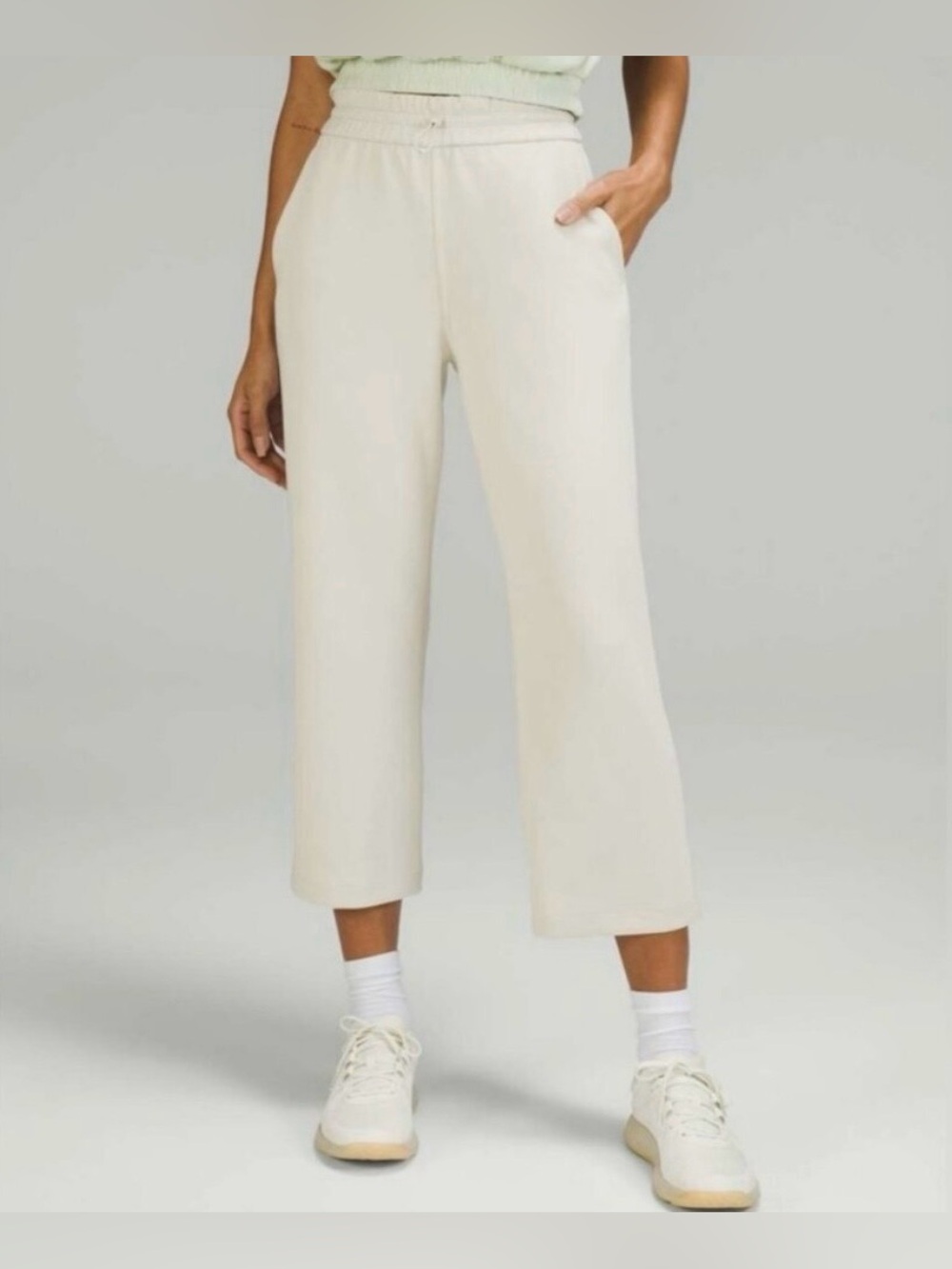 🪷 Lululemon Softstreme High-Rise Straight Leg Crop ~ White Opal